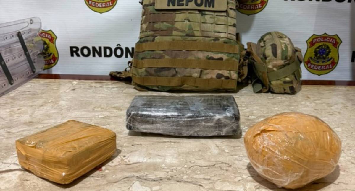 PF prende homem em flagrante com dois quilos de maconha após travessia da fronteira em Guajará-Mirim