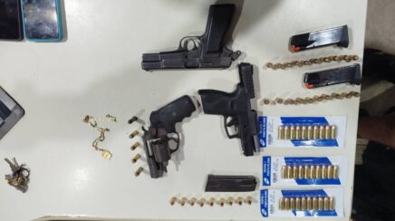 Polícia prende três suspeitos de homicídio e apreende armas em zona rural de RO