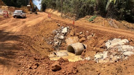 Prefeitura amplia via no bairro Nacional, em Porto Velho
