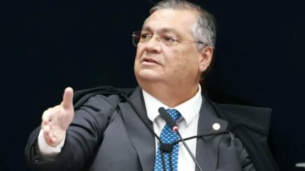 Proibição de emendas por dirigentes sem mandato e ex-parlamentares no Congresso
