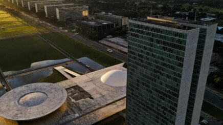 Saiba quais são as atribuições de senadores e deputados