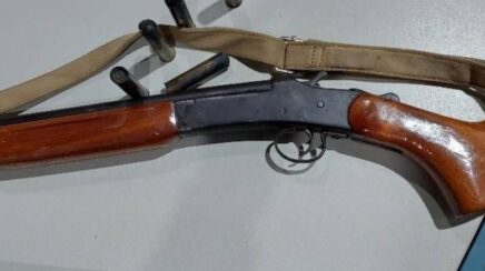 Três armas de fogo são apreendidas pela Polícia Militar durante Operação Sufocare na BR-429