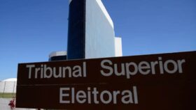TSE marca julgamento de registros de candidatos à Presidência da República