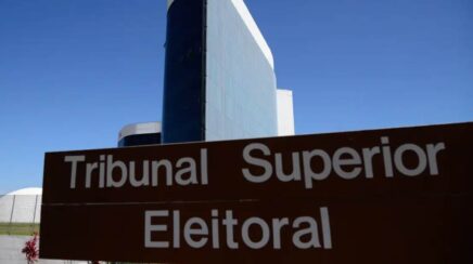 TSE marca julgamento de registros de candidatos à Presidência da República