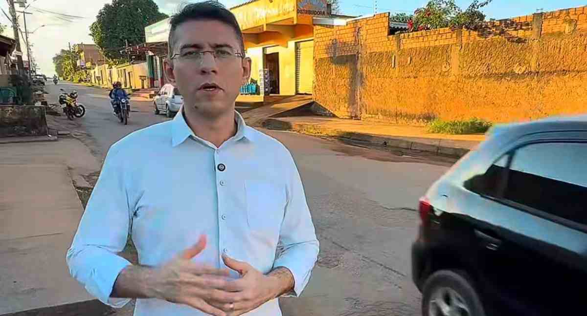 Vereador presencia acidente e cobra recuperação da Rua Maldonado