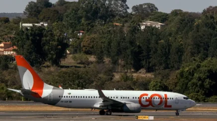 Avião da GOL faz pouso de emergência em Goiânia
