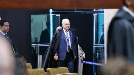 Guerra de petições pode afetar julgamento sobre Moraes no STF