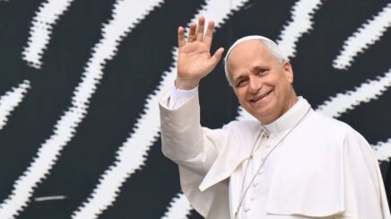 Papa Leão XIV alerta sobre decisões delegadas à IA