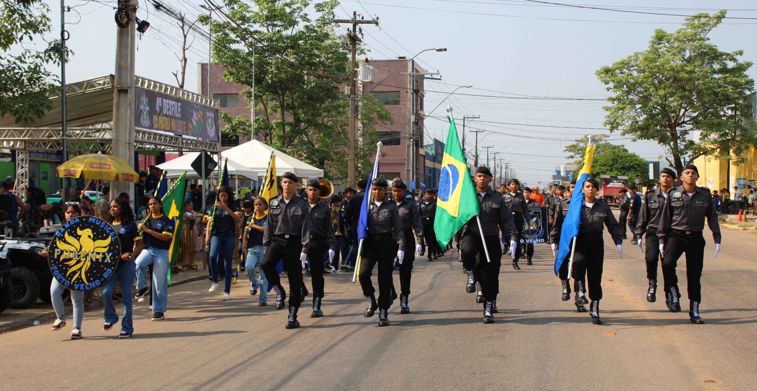 Desfile Pátria na Leste reúne 1,3 mil pessoas em Porto Velho
