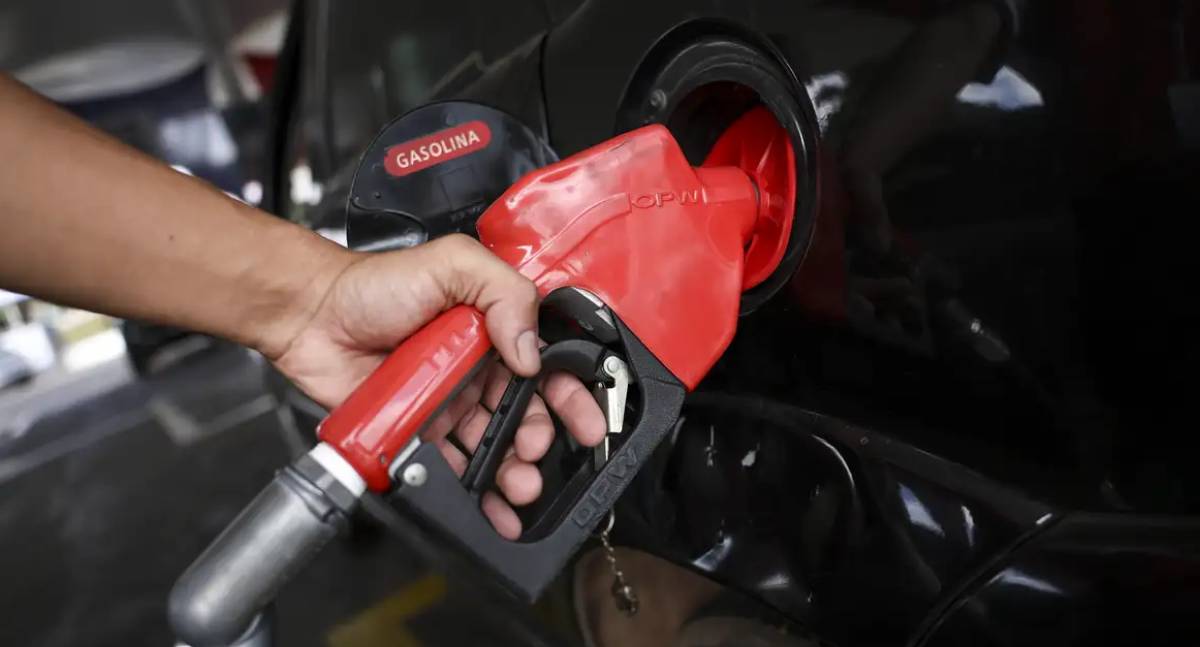Agência Nacional do Petróleo aplica multas milionárias a distribuidoras por aumento abusivo de combustíveis