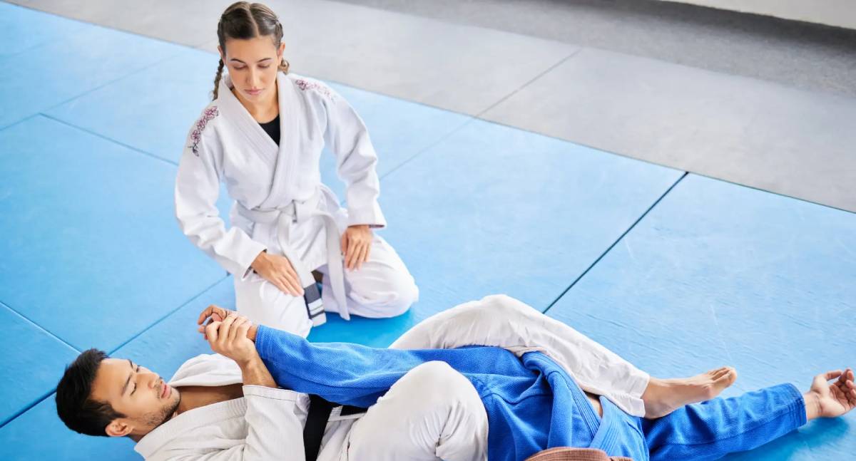 Aula gratuita de Jiu-Jitsu leva técnica, disciplina e bem-estar ao Setembro em Movimento