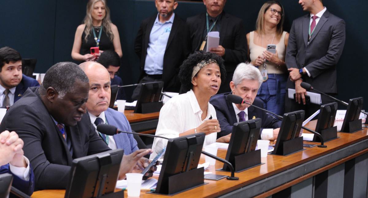 Avanço: Sílvia Cristina celebra aprovação da PEC 47 na CCJ da Câmara
