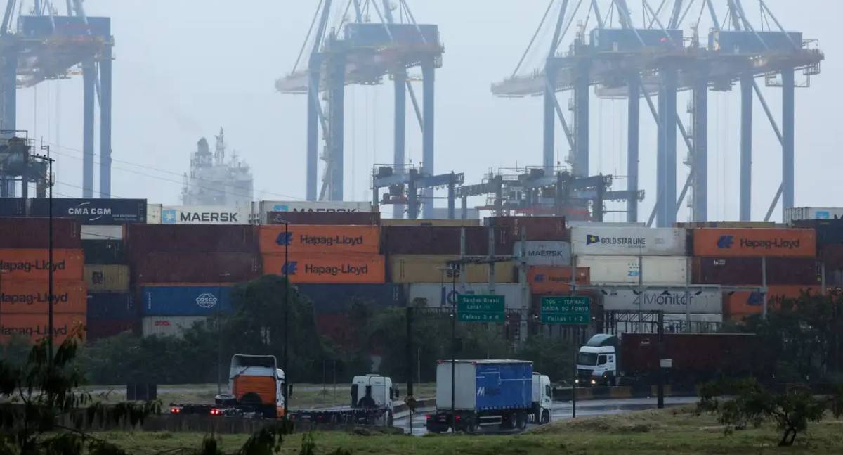 BNDES abre protocolo para empréstimos do Plano Brasil Soberano com foco em empresas afetadas por tarifaço e conflitos
