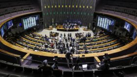 Câmara dos Deputados aprova Medida Provisória que zera imposto de importação para compras internacionais de até 50 dólares