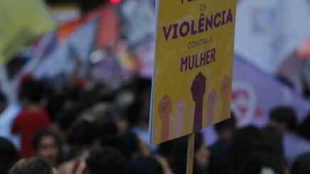 Capacitação nacional reúne milhares de agentes para aprimorar atendimento a mulheres vítimas de violência