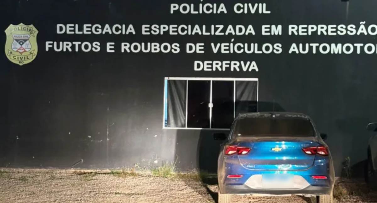 Carro furtado ou roubado que saiu de Manaus com destino a Porto Velho é apreendido pela Polícia Civil em balsa