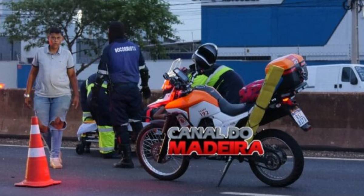 Casal fica gravemente ferido após ser fechado por carreta na BR-364 em Porto Velho