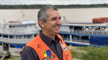 Chuvas aliviam estiagem, mas Rio Madeira continua baixando em Porto Velho
