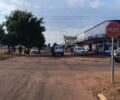 Colisão entre duas motocicletas deixa pai e filho feridos em cruzamento de São Francisco do Guaporé