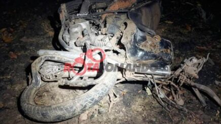 Colisão frontal entre moto e caminhonete do Ibama deixa motociclista morto na BR-429