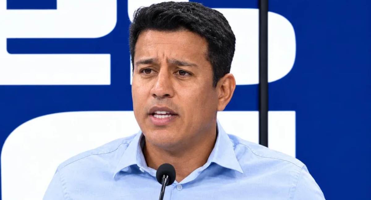Coluna Espaço Aberto: Fúria brinca com fogo ao desprezar a imprensa da capital