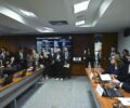 Comissão Mista aprova texto que zera imposto sobre compras internacionais de até 50 dólares