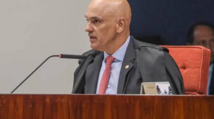 Edson Fachin retira Alexandre de Moraes da relatoria do inquérito das fake news no STF