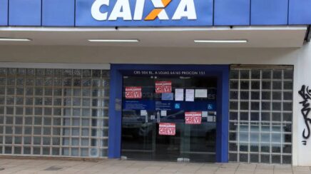 Funcionários da Caixa iniciam greve nacional e Banco do Brasil tem paralisação parcial