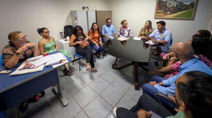 Furia firma compromisso com profissionais da saúde e defende a valorização da categoria