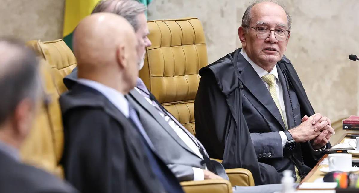 Gilmar Mendes reforça pedido de Cristiano Zanin e cobra da PF acesso igualitário a dados de celular em julgamento no STF