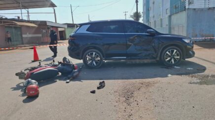 Grave acidente de trânsito deixa motociclista ferido em cruzamento na zona norte de Porto Velho
