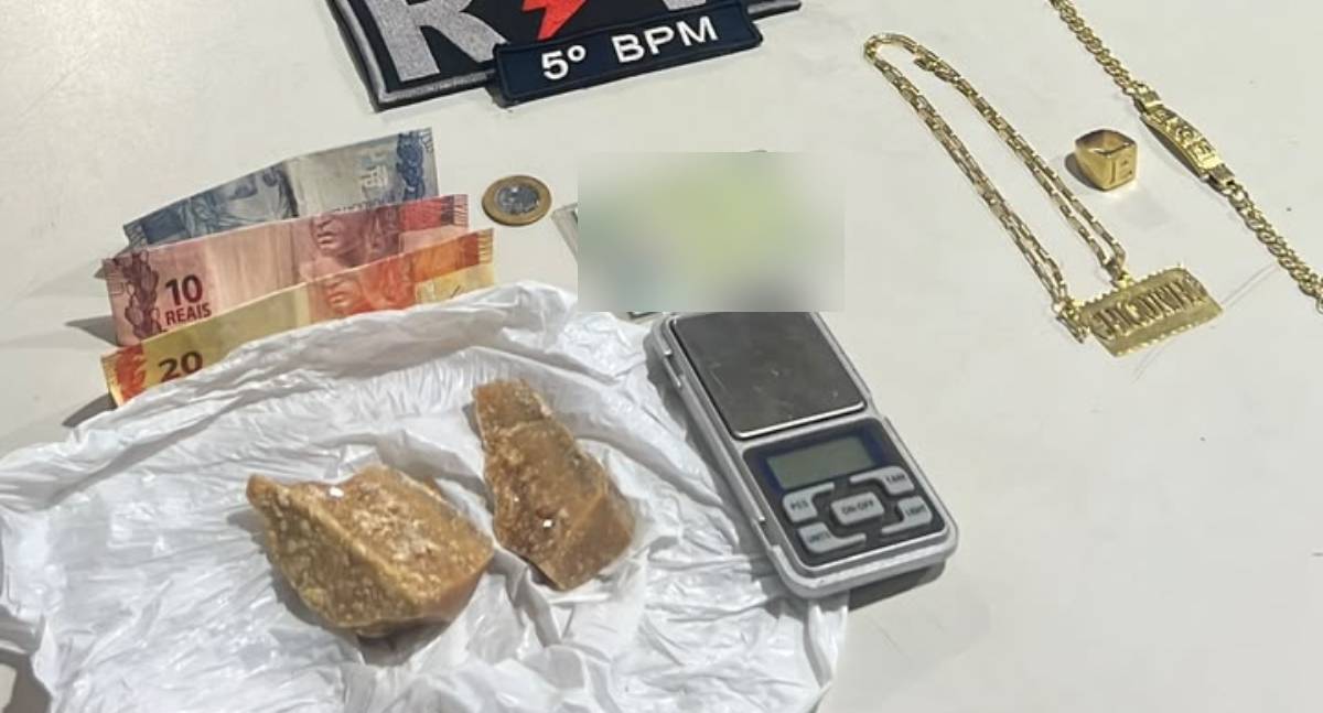 Homem é preso por tráfico de drogas após resistir a abordagem policial na capital