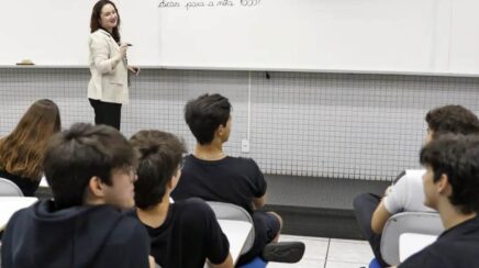 Inep lança cartilha de redação do Enem com orientações detalhadas e regras de correção para as provas de novembro