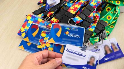 Jaru disponibiliza carteirinhas para pessoas com autismo e fibromialgia