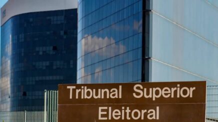 Justiça Eleitoral recebe mais de 51 mil denúncias de propaganda irregular
