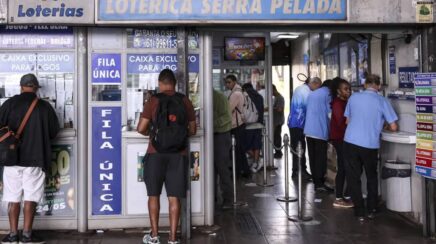 Mega-Sena sorteia prêmio estimado em R$ 28 milhões neste domingo com apostas abertas até sábado