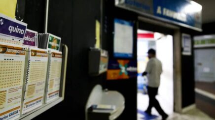 Mega-Sena sorteia prêmio estimado em R$ 52 milhões nesta terça-feira