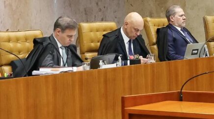Ministro André Mendonça acusa Alexandre de Moraes de ilegalidade em relatórios da Polícia Federal