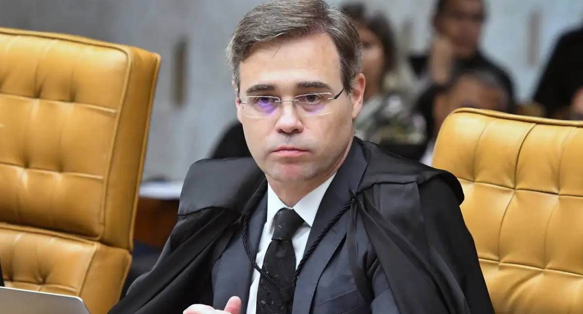 Ministro André Mendonça determina soltura de ex-procurador-geral do INSS investigado em fraude