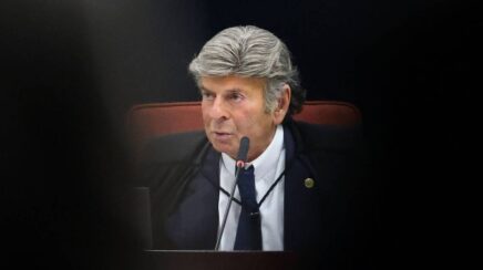 Ministro do Supremo Tribunal Federal estabelece prazo para manifestação sobre registros de acesso ao Senado