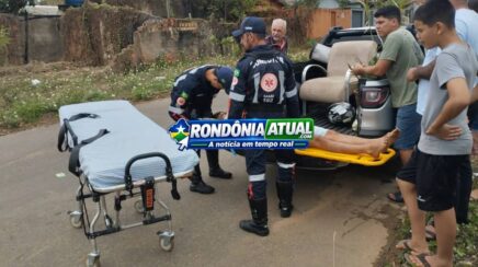 Motociclista é lançado para dentro de carroceria após veículo invadir preferencial em RO