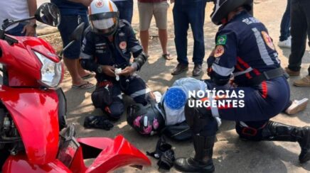 Motociclista fica ferida após colisão com automóvel em cruzamento na zona leste de Porto Velho