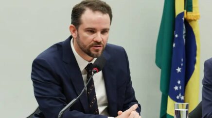 Operação Carbono Oculto aponta ligação entre financiador de filme sobre Bolsonaro e crime organizado
