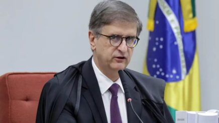PGR reitera pedido para que ministros do STF tenham acesso total a dados de celular em julgamento