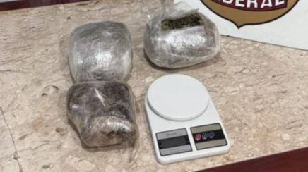 Polícia Federal apreende drogas e prende homem em área de mata na fronteira em Rondônia