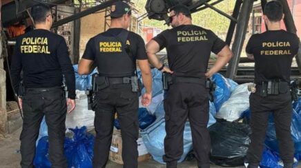 Polícia Federal incinera 839 quilos de drogas apreendidas em ações de combate ao tráfico na região central de Rondônia