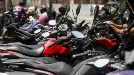 Presidente sanciona lei que torna permanente programa de crédito para compra de veículos por motoristas e entregadores