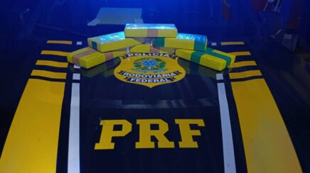 PRF apreende cocaína escondida em compartimento oculto de veículo em Porto Velho