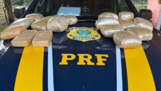 PRF apreende drogas transportadas em motocicleta na BR-364 em Porto Velho