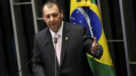 Relator rejeita emendas da oposição e mantém texto que acaba com a escala 6×1 na Comissão de Constituição e Justiça